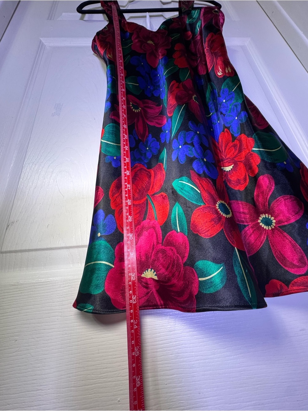 Vintage Floral Scoop-Neck Mini Dress in Red & Blue - Picture 7 of 7